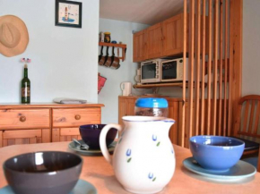 Gruissan : Studio Mezzanine Confort, Parking Privé, Proche Commerces et Plages - FR-1-229-891